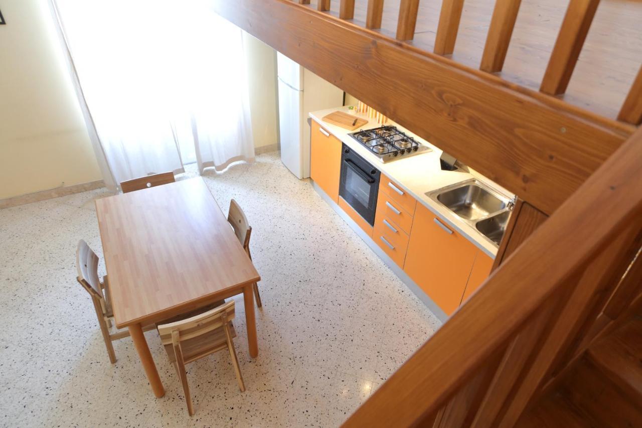 Sunny Flat - Self Apartments Чефалу Екстериор снимка