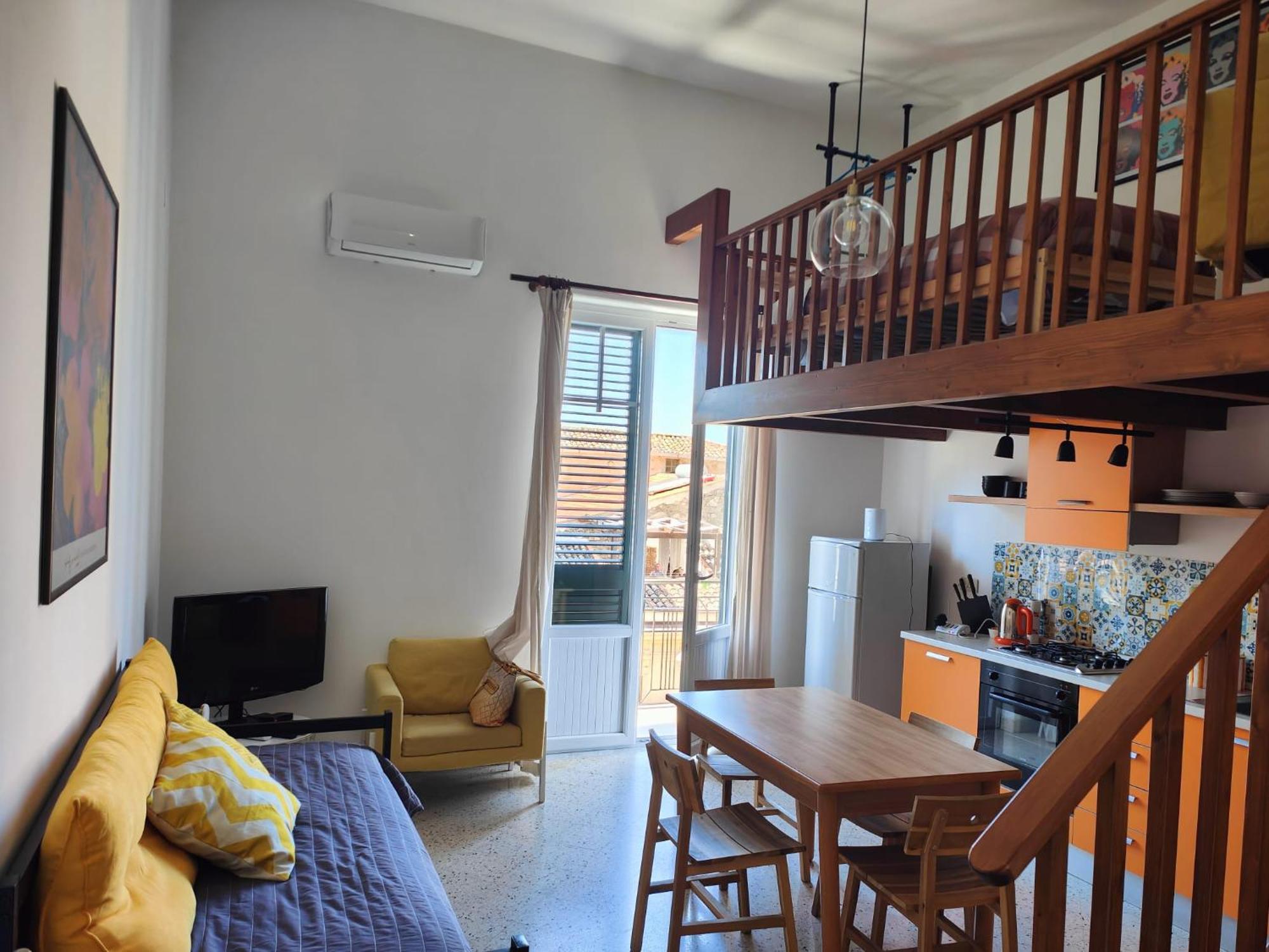 Sunny Flat - Self Apartments Чефалу Екстериор снимка